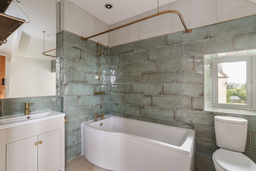 Bristol Road, Wraxall, BS48