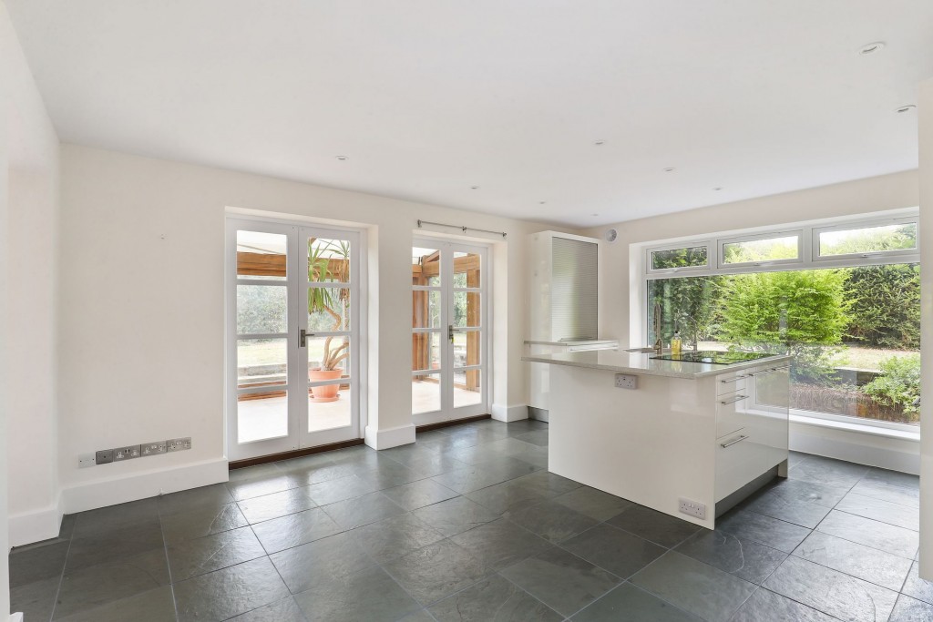 Bristol Road, Wraxall, BS48