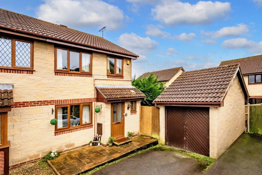 Brunel Road, Nailsea, BS48