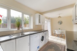 Chancel Close, Nailsea, BS48