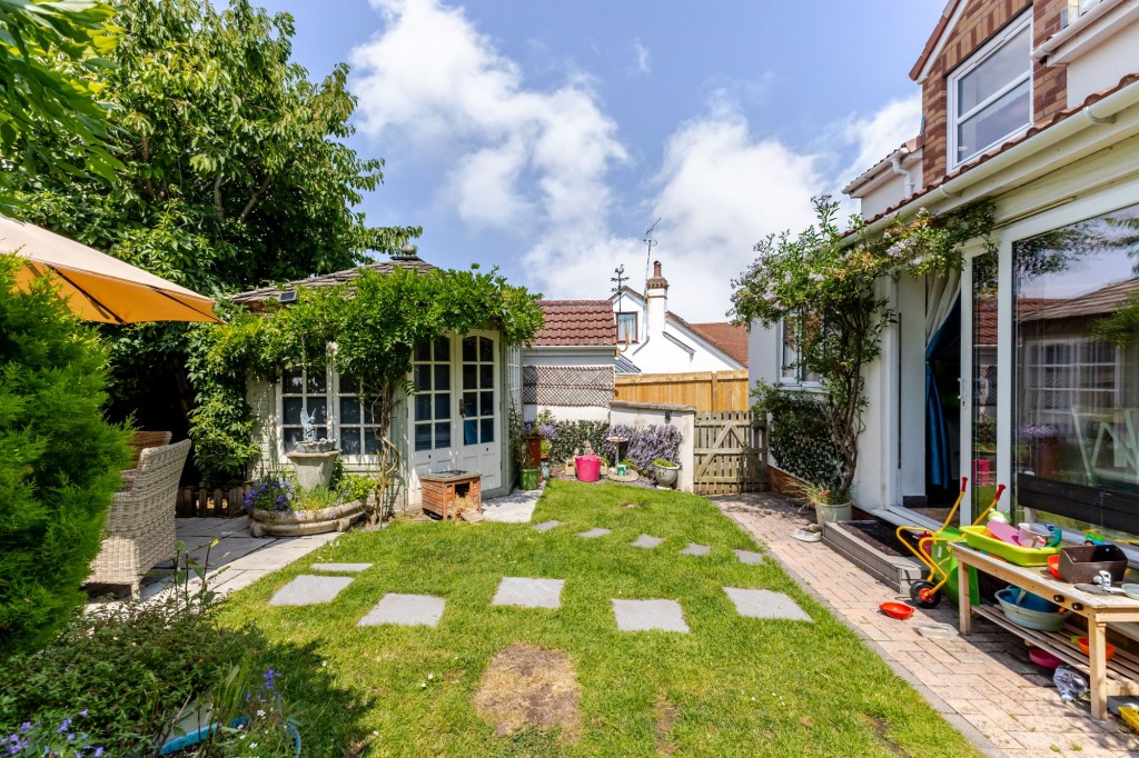 Union Street, Nailsea, BS48