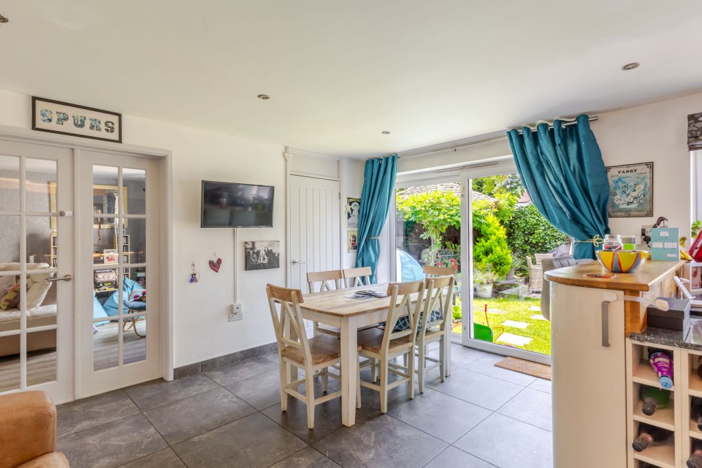 Union Street, Nailsea, BS48