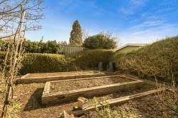 West Town Road, Backwell, BS48