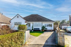 Oakleigh Close, Backwell, BS48