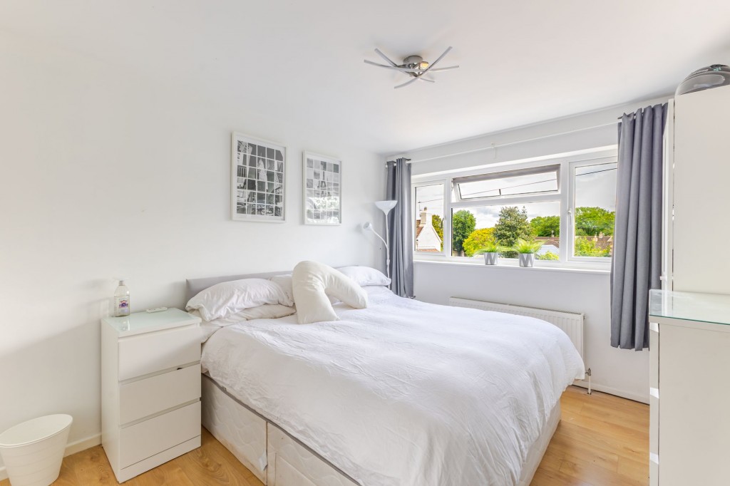 St. Marys Grove, Nailsea, BS48