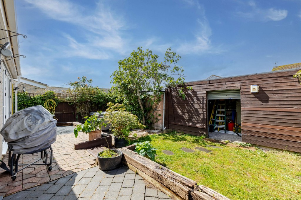 St. Marys Grove, Nailsea, BS48