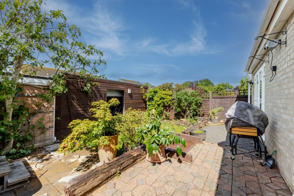 St. Marys Grove, Nailsea, BS48
