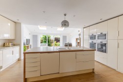St. Marys Grove, Nailsea, BS48