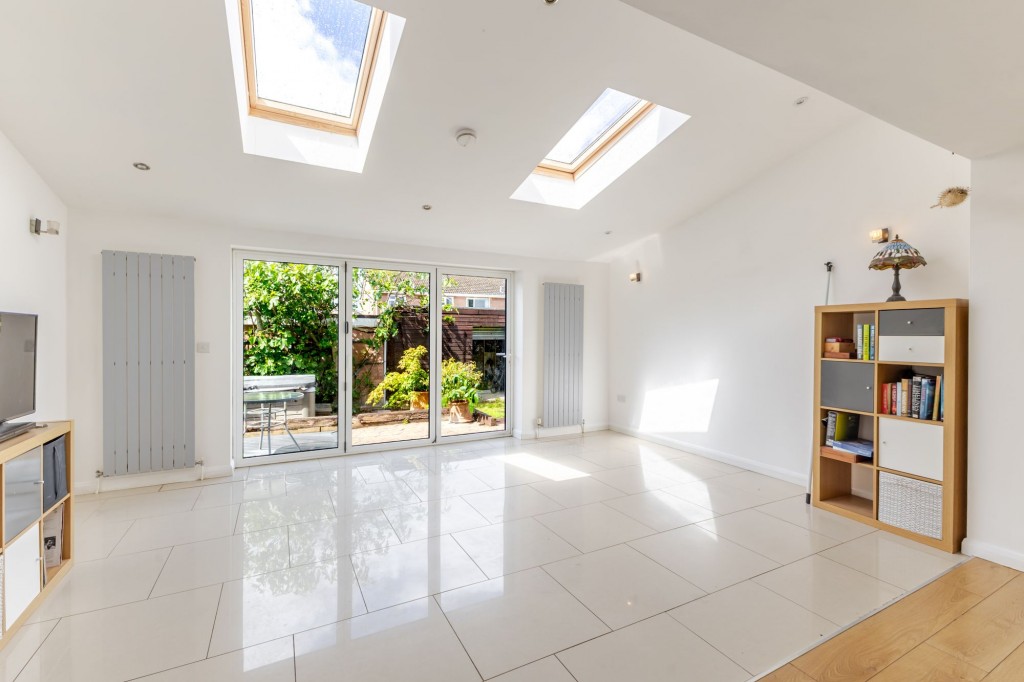 St. Marys Grove, Nailsea, BS48