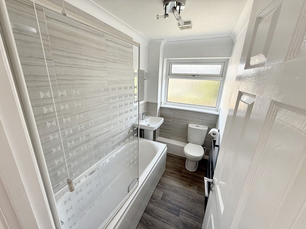 Shaftesbury Close, Nailsea, BS48