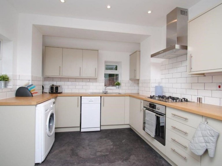 Room 6, Jubilee Road, Bristol