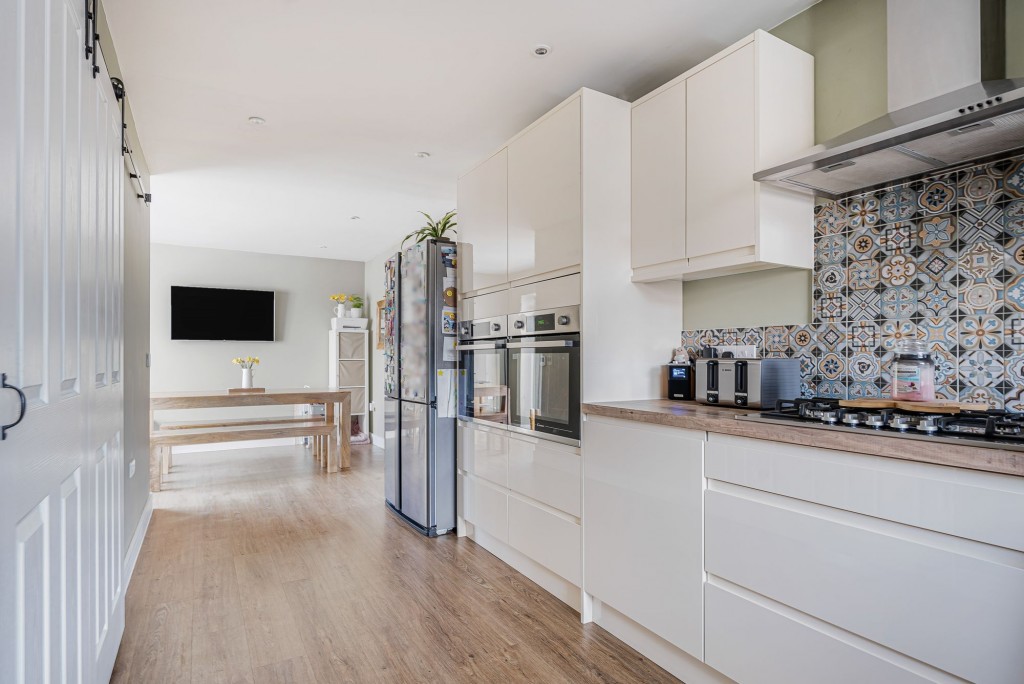 Amesbury Close, Swindon, SN2