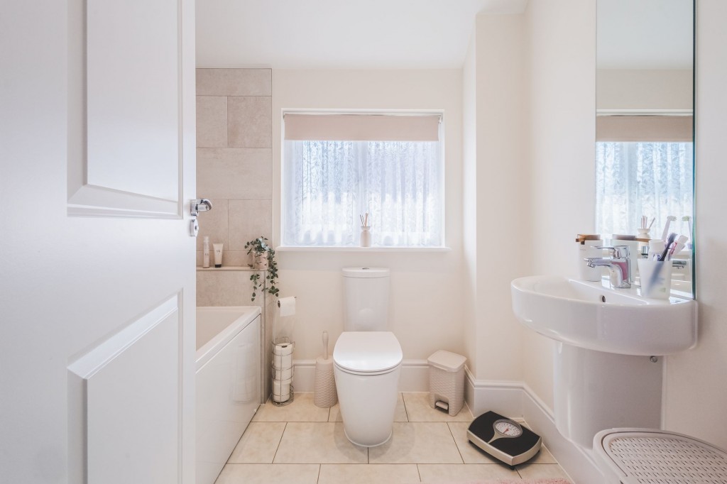 Diamond Crescent, Swindon, SN25
