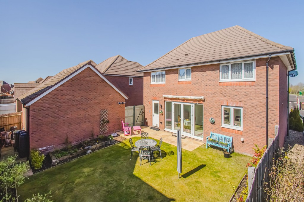 Diamond Crescent, Swindon, SN25