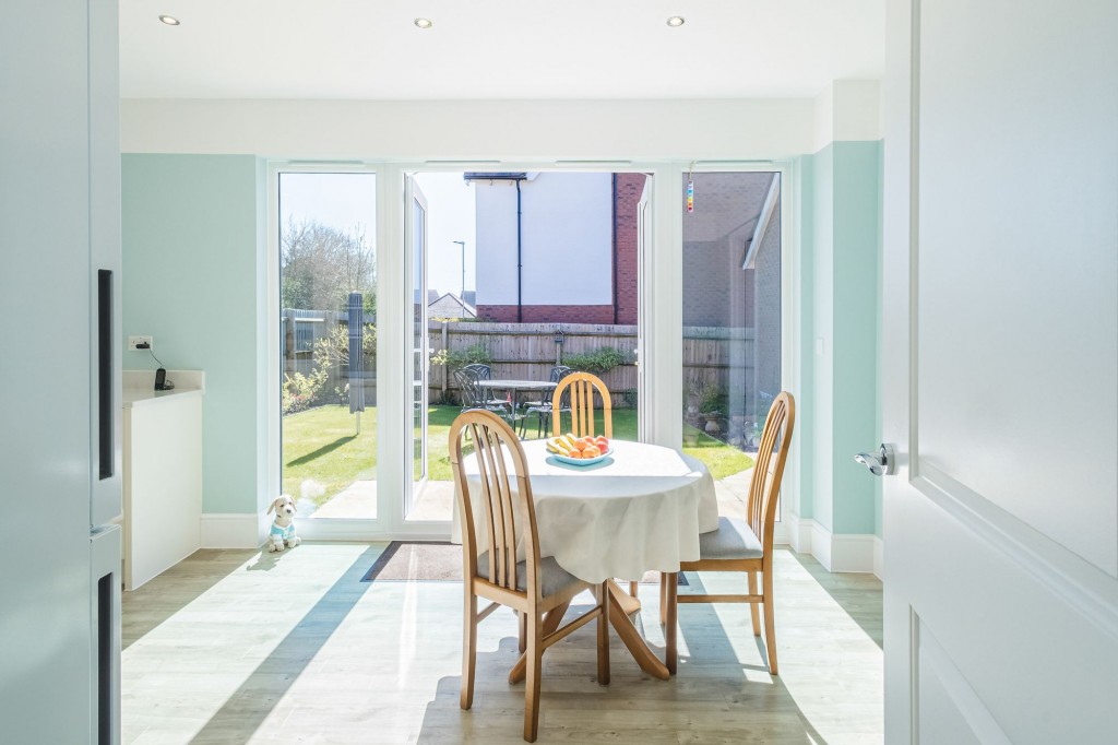 Diamond Crescent, Swindon, SN25