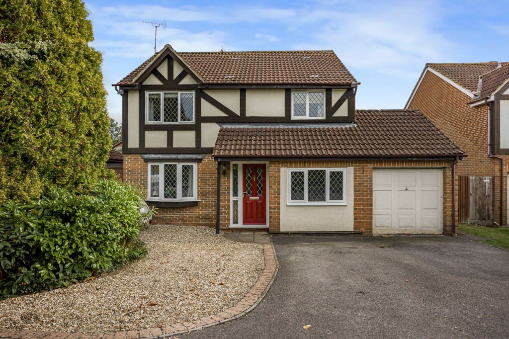 Delamere Drive, Swindon, SN3
