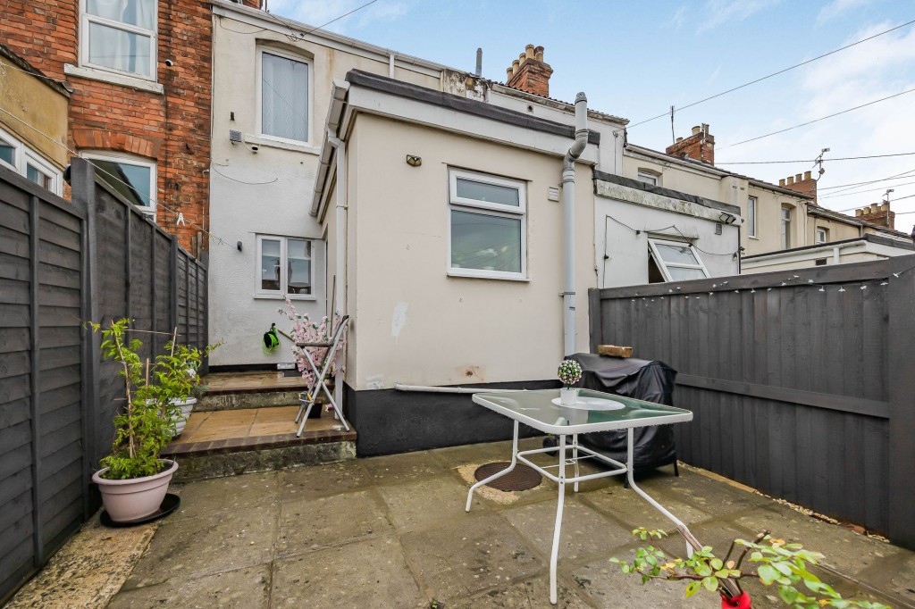 Dryden Street, Swindon, SN1