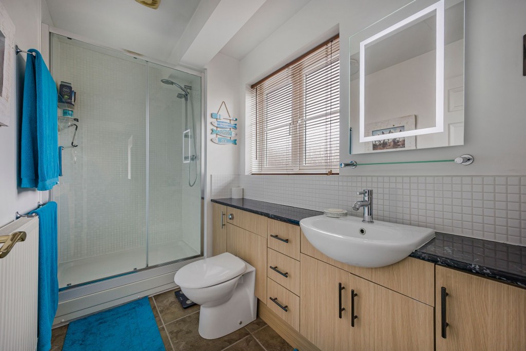 Helena Road, Swindon, SN25