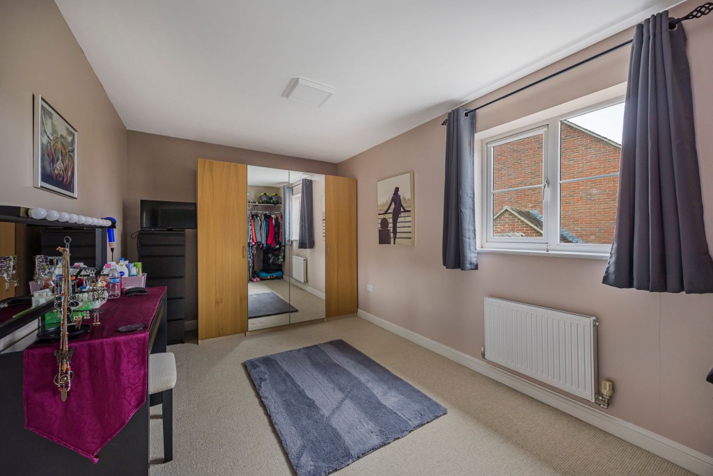 Helena Road, Swindon, SN25
