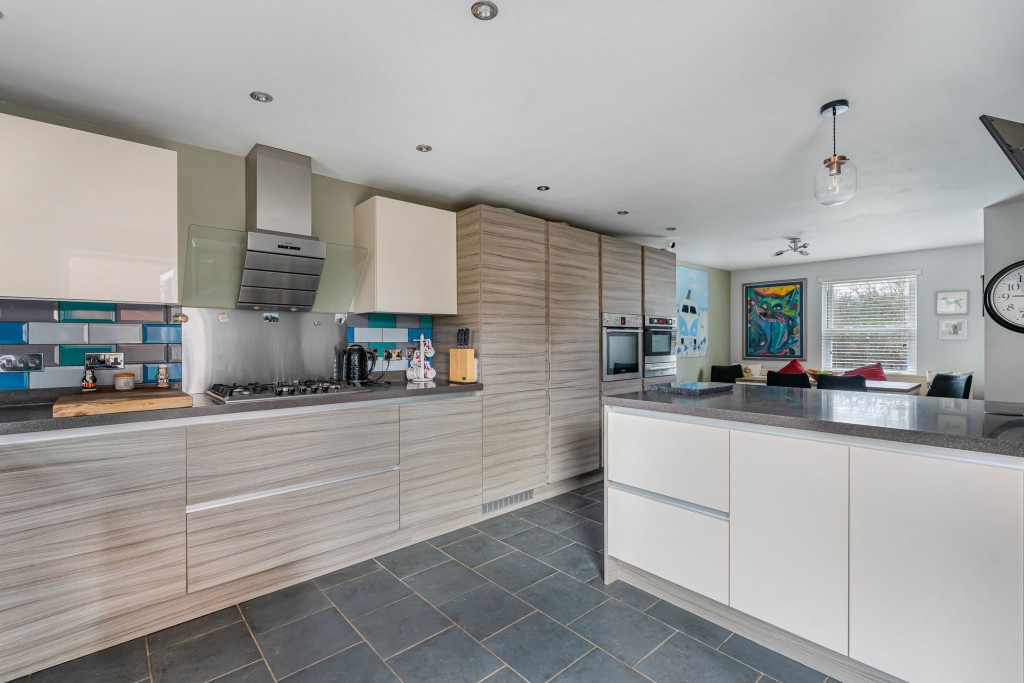 Collard Close, Swindon, SN1