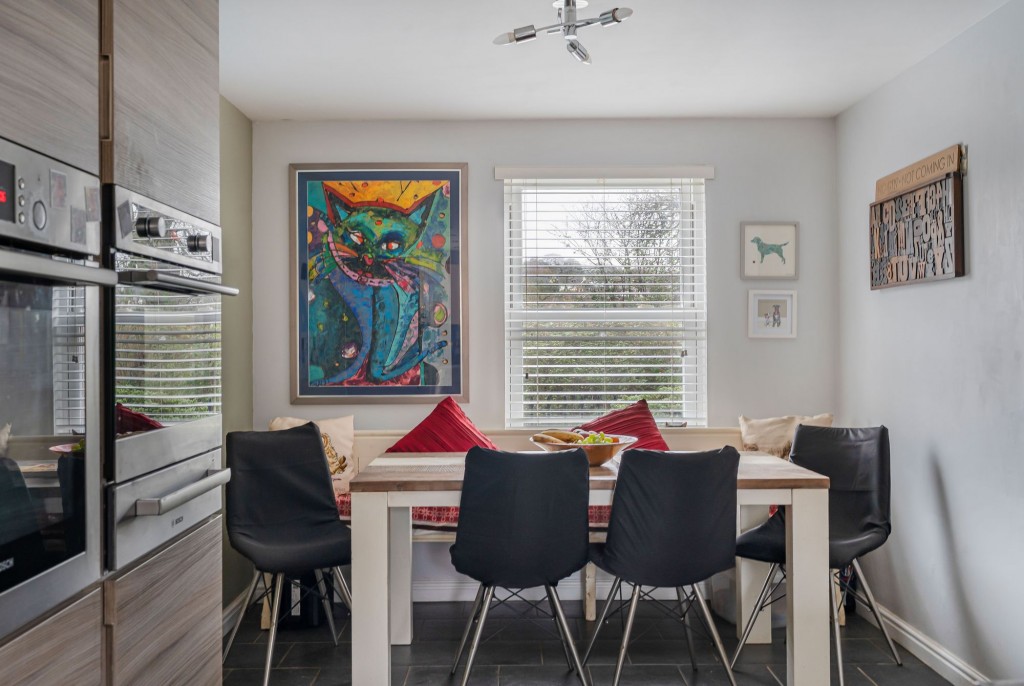 Collard Close, Swindon, SN1