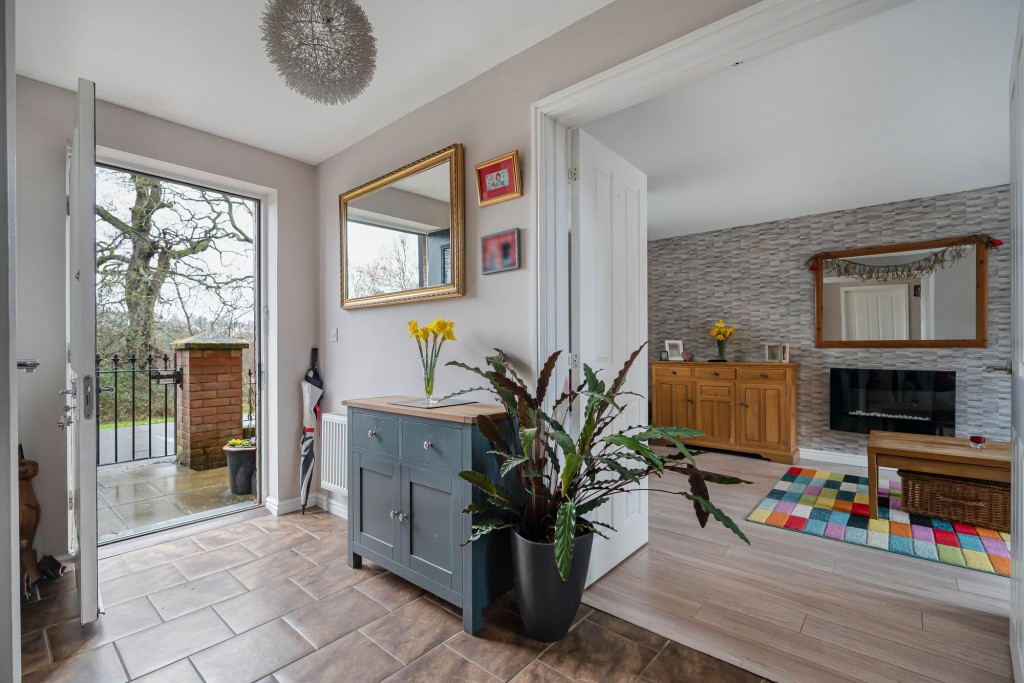 Collard Close, Swindon, SN1