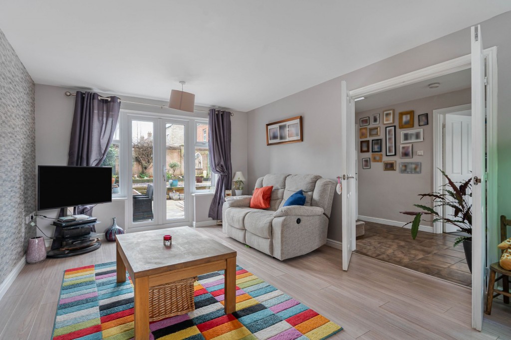 Collard Close, Swindon, SN1