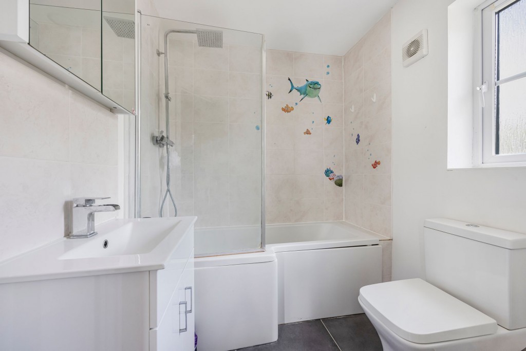 Mayfly Road, Swindon, SN25