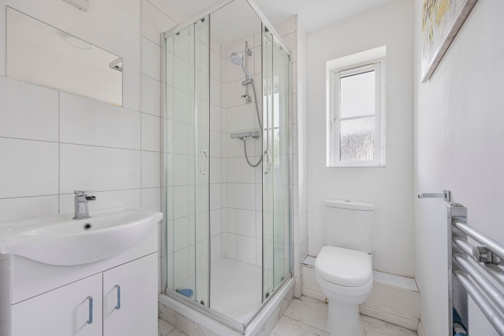 Mayfly Road, Swindon, SN25
