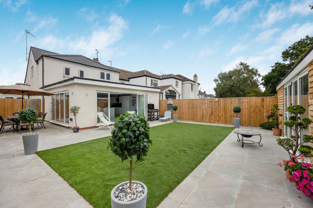 Marlborough Road, Swindon, SN3