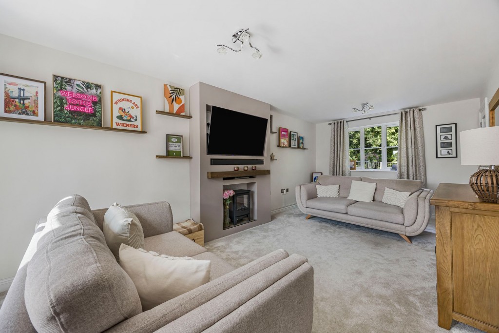 Mayfly Road, Swindon, SN25