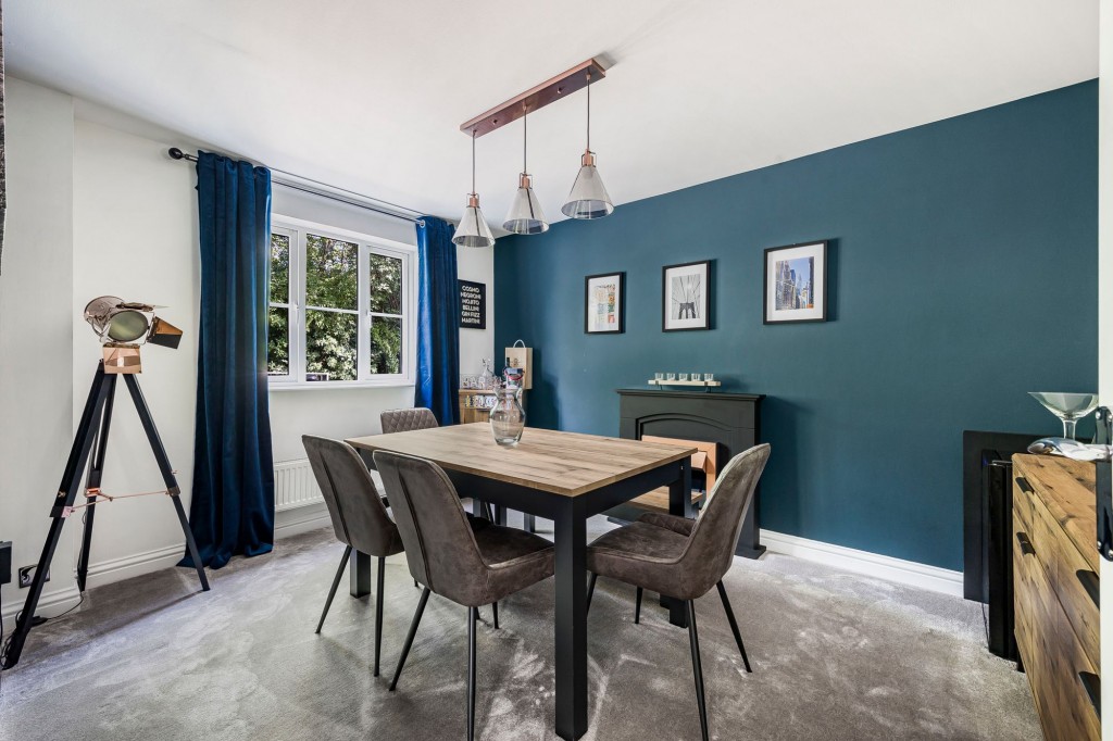 Mayfly Road, Swindon, SN25