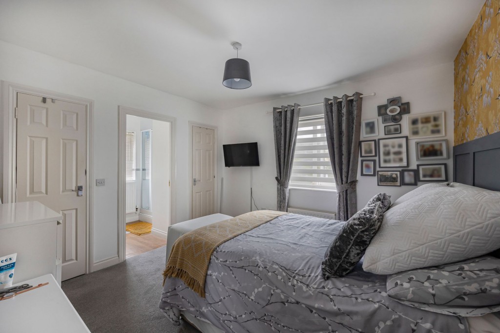 Gaveller Road, Swindon, SN25