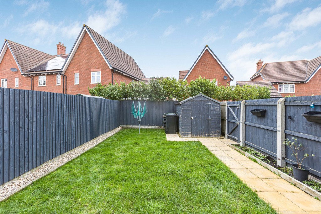 Mackay Crescent, Tadpole Garden Village, SN25