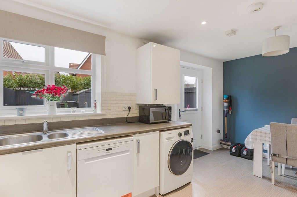 Mackay Crescent, Tadpole Garden Village, SN25