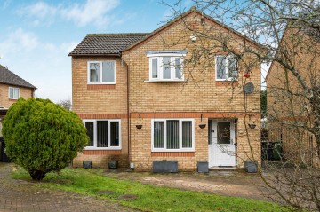 Hampton Drive, Grange Park, SN5