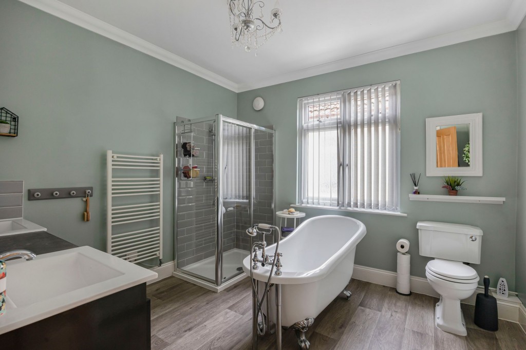 Cheney Manor Road, Swindon, SN2