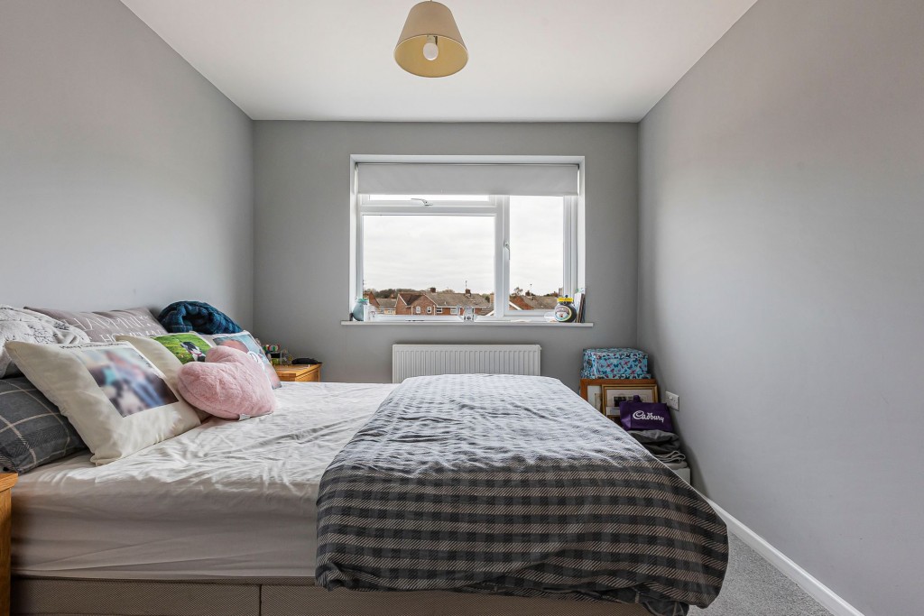 Thames Avenue, Swindon, SN25