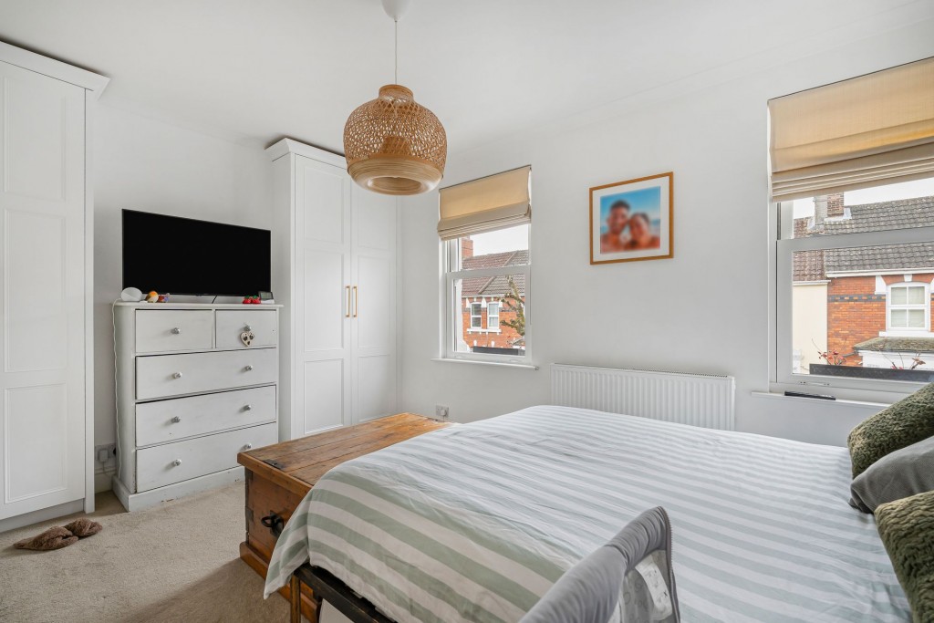 Avenue Road, Swindon, SN1