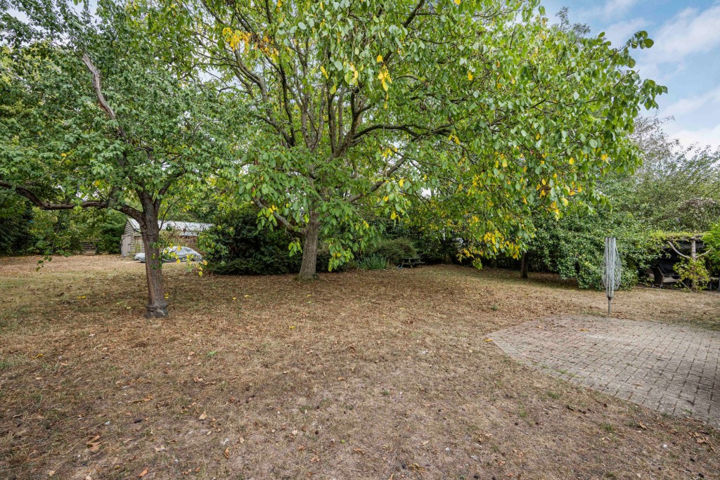 Ampney Crucis, Ridge Barn, GL7