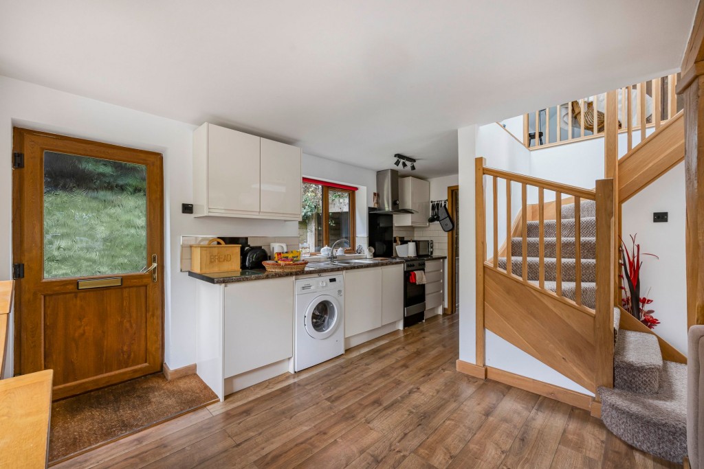 Ampney Crucis, Ridge Barn, GL7