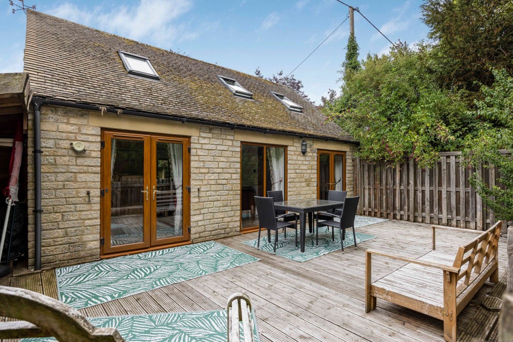Ampney Crucis, Ridge Barn, GL7