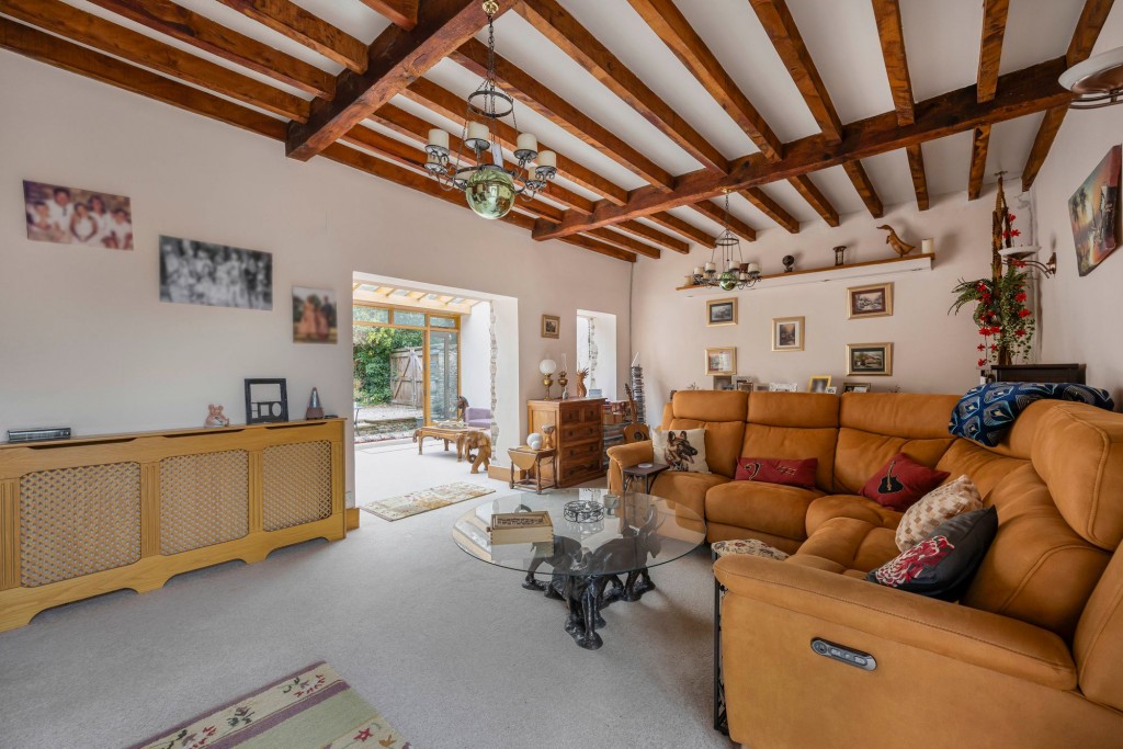 Ampney Crucis, Ridge Barn, GL7