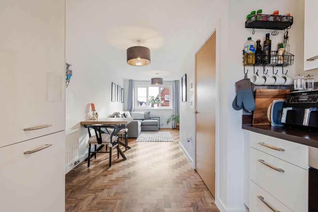 William Morris Way, Tadpole Garden Village, SN25