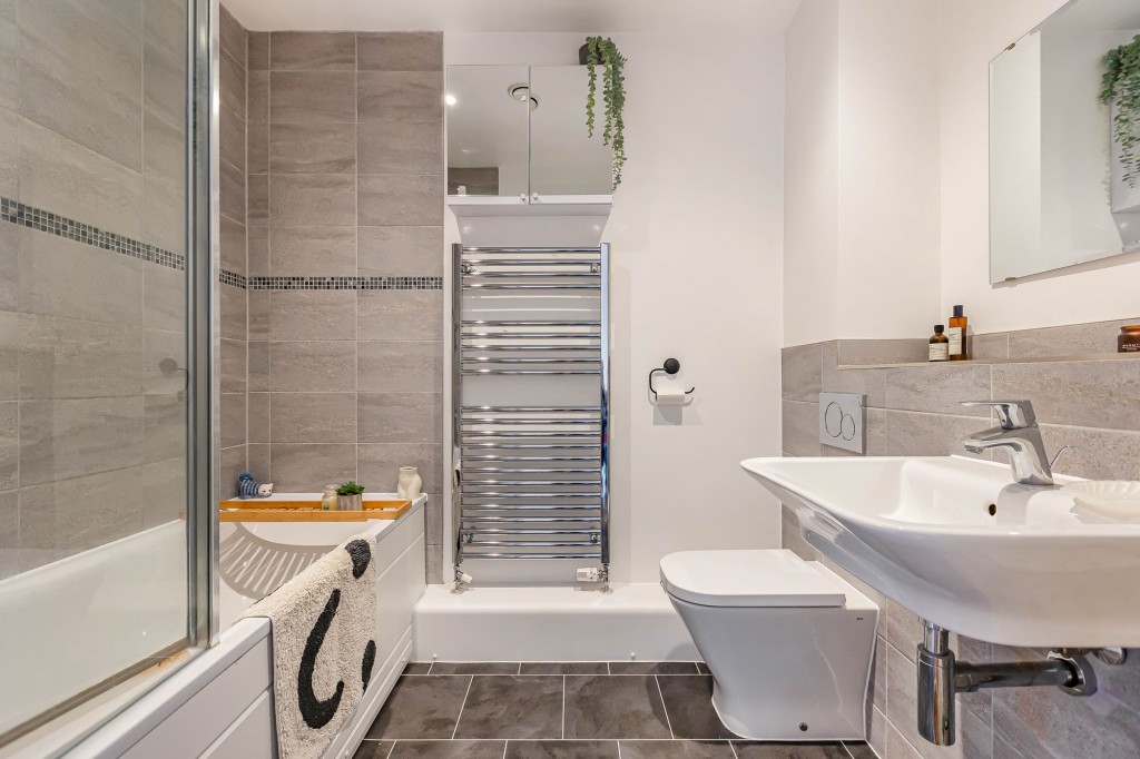 William Morris Way, Tadpole Garden Village, SN25