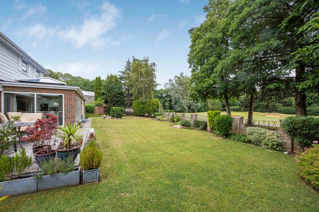 Brettingham Gate, Swindon, SN3
