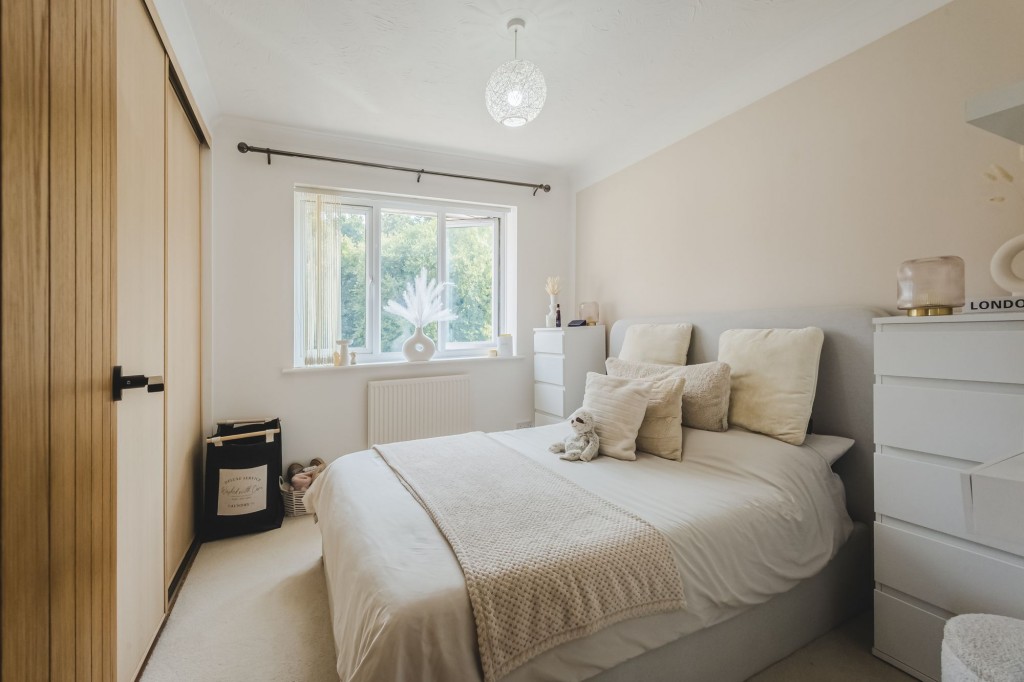Mallard Close, Swindon, SN3