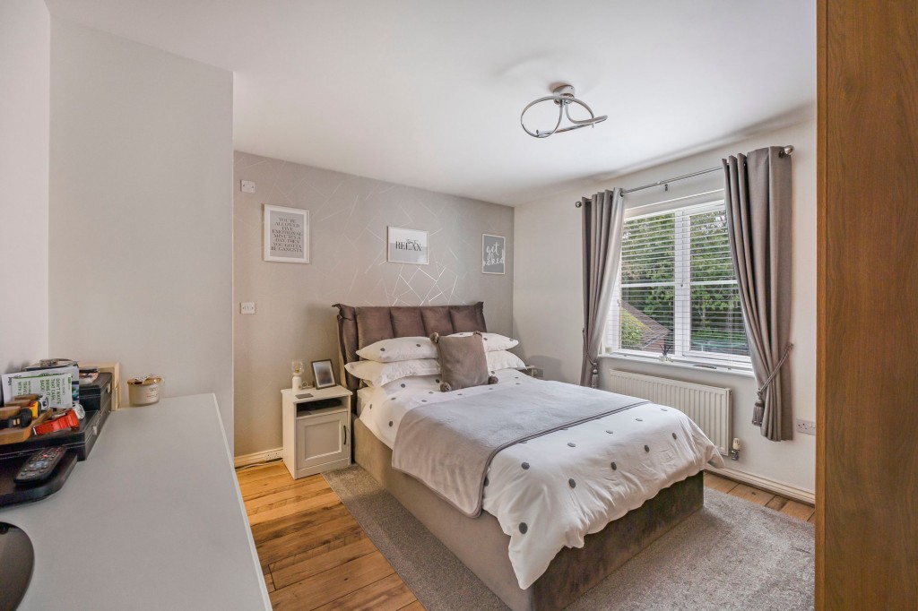 Melstock Road, Swindon, SN25