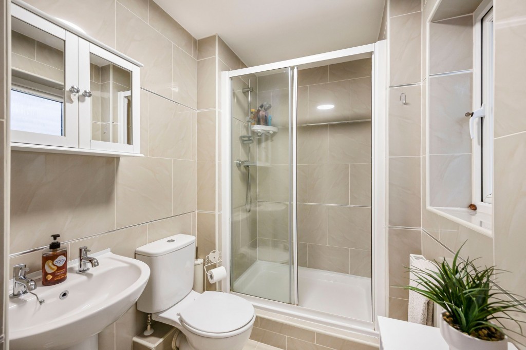 Melstock Road, Swindon, SN25