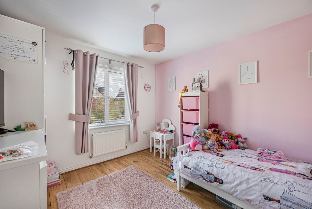 Melstock Road, Swindon, SN25